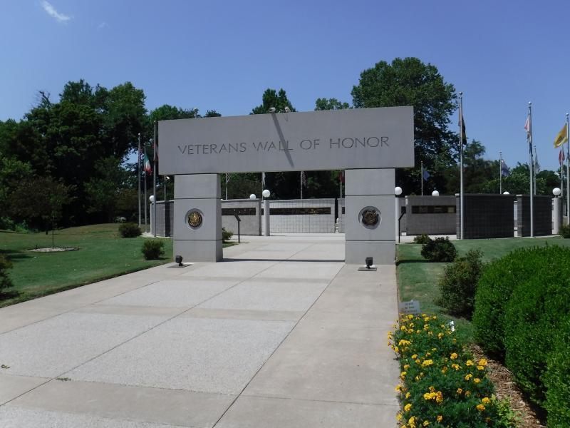 Tours of the Veterans Wall of Honor Memorial, Bella Vista, Ark
