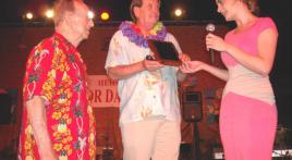 World War II veteran "Bazooka" Joe Pietroforte receives "Silvi Award"