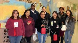 Post 828 places smiles on families during Thanksgiving
