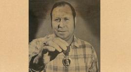 William "Bill" Bayliss receives Purple Heart for wounds on Iwo Jima