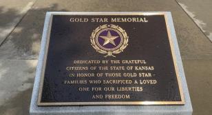 Holton (Kan.) veterans attend Gold Star Memorial dedication