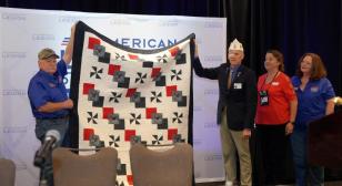 Quilts of Honor bestowed upon Department of Texas commander, adjutant 
