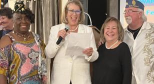 Highland Post 421 receives "Citizen of the Year" Award