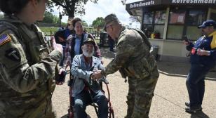 Buffalo-Niagara Honor Flight Mission 22 and the D.C. commanding general