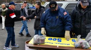 Legion veterans declare, “No one should go hungry at Christmas time”