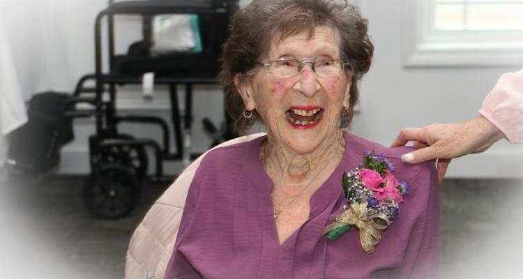 105-year-old Navy nurse